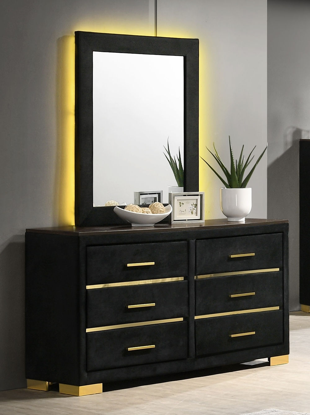 1 Dresser+ mirror/ 1 night stand
